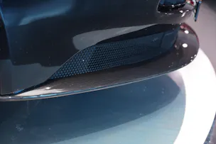 ASTON MARTIN DB11 V12 Touchtronic 3 AMR *Carbon*