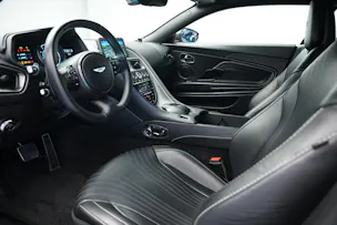 ASTON MARTIN DB11 V12 Touchtronic 3 AMR *Carbon*