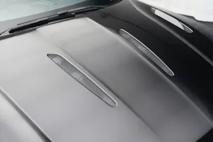 ASTON MARTIN DB11 V12 Touchtronic 3 AMR *Carbon*
