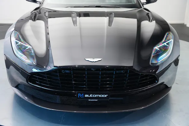 ASTON MARTIN DB11 V12 Touchtronic 3 AMR *Carbon*