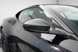 ASTON MARTIN DB11 V12 Touchtronic 3 AMR *Carbon*