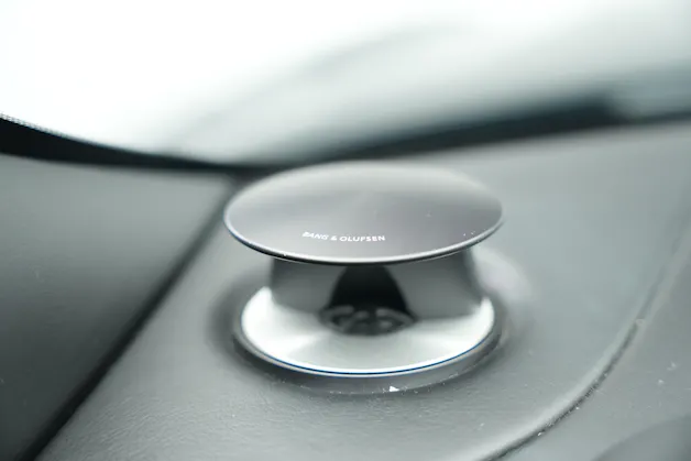 ASTON MARTIN DB11 V12 Touchtronic 3 AMR *Carbon*