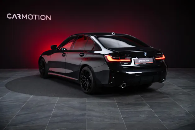 BMW 330i xDrive M Sport / LCI / 360°Kamera / Glasdach / HeadUp