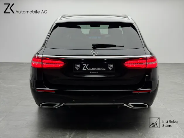MERCEDES-BENZ E 400 d AMG Line 4Matic 340PS Obsidian Black Metallic 9G-Tronic / 360° Kamera / Panoramadach / Leder / Burmester Soundsystem /