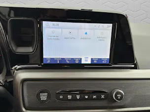 FORD Tourneo Courier 1.0 EcoBoost Titanium Automat