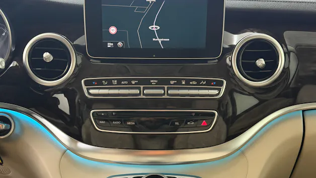 MERCEDES-BENZ V 250 d Swiss Edition lang 7G-Tronic