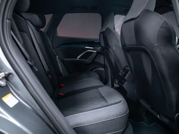AUDI Q5 Sportback 2.0 40 TFSI S Line quattro S-Tronic / Rückfahrkamera / Sportsitze / Navi