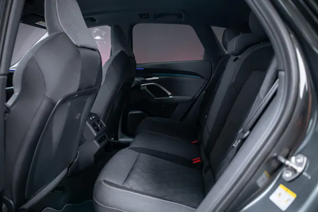 AUDI Q5 Sportback 2.0 40 TFSI S Line quattro S-Tronic / Rückfahrkamera / Sportsitze / Navi