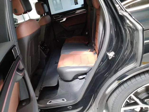 VW Touareg 3.0 TDI 286PS R-Line Tiptronic mit 5 Jahre 100tkm VW Werksgarantie