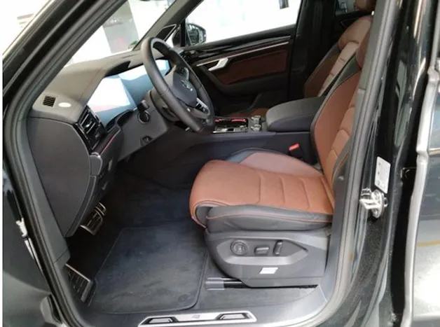 VW Touareg 3.0 TDI 286PS R-Line Tiptronic mit 5 Jahre 100tkm VW Werksgarantie