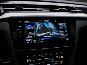 VW Arteon SB 2.0 TSI R 4Motion DSG *Panorama*Massage*Voll Leder*AHK*