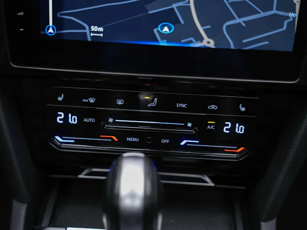 VW Arteon SB 2.0 TSI R 4Motion DSG *Panorama*Massage*Voll Leder*AHK*