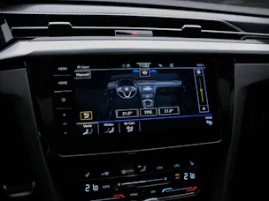 VW Arteon SB 2.0 TSI R 4Motion DSG *Panorama*Massage*Voll Leder*AHK*
