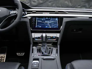 VW Arteon SB 2.0 TSI R 4Motion DSG *Panorama*Massage*Voll Leder*AHK*