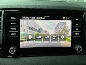 SKODA Karoq 2.0 TSI SportLine 4x4 DSG
