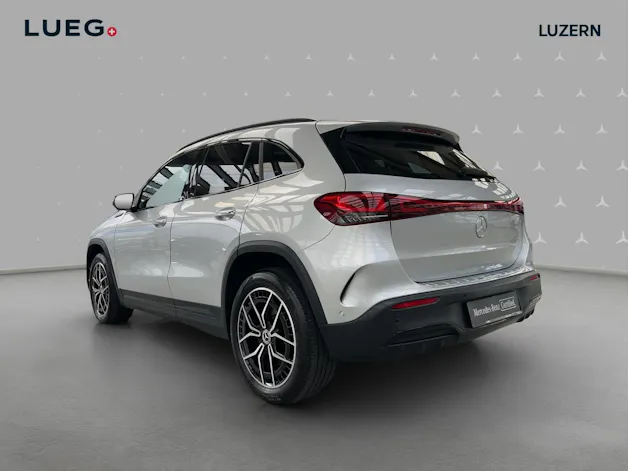 MERCEDES-BENZ EQA 350 AMG Line 4Matic