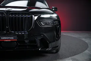BMW X7 40d xDrive SAG M Sport / Iconic Glow / Panorama-Glasdach / 360°Kamera /