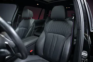 BMW X7 40d xDrive SAG M Sport / Iconic Glow / Panorama-Glasdach / 360°Kamera /