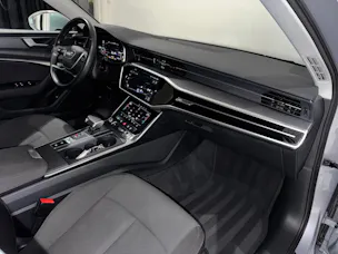 AUDI A6 Limousine 45 TFSI Sport S-tronic I CH I 1.Hand I