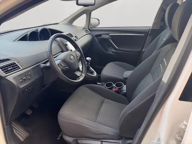 Toyota Verso 1.8 Trend
