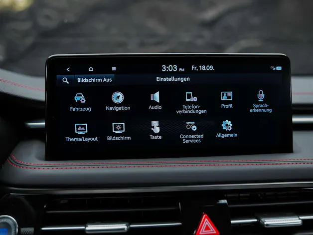 Genesis G70 2.0 TGDI Sport AT8 AWD *ALL BLACK*Werksgarantie*Lenkradheizung*Sitzbelüftung*Head-Up*