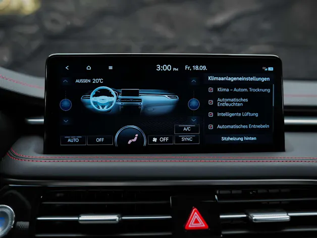 Genesis G70 2.0 TGDI Sport AT8 AWD *ALL BLACK*Werksgarantie*Lenkradheizung*Sitzbelüftung*Head-Up*