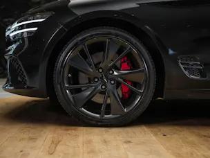 Genesis G70 2.0 TGDI Sport AT8 AWD *ALL BLACK*Werksgarantie*Lenkradheizung*Sitzbelüftung*Head-Up*