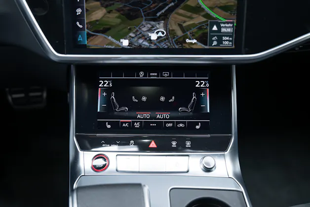 AUDI S6 3.0 V6 TDI quattro T-Tronic / Sportsitze / Rückfahrkamera / el.Heckklappe