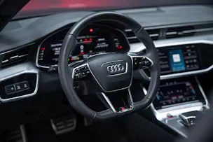 AUDI S6 3.0 V6 TDI quattro T-Tronic / Sportsitze / Rückfahrkamera / el.Heckklappe