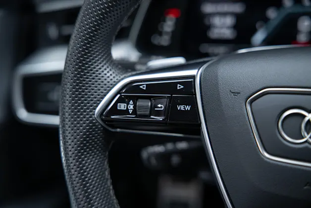 AUDI S6 3.0 V6 TDI quattro T-Tronic / Sportsitze / Rückfahrkamera / el.Heckklappe