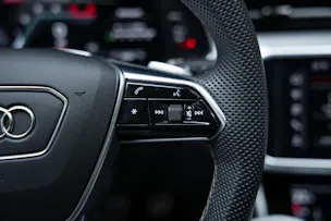 AUDI S6 3.0 V6 TDI quattro T-Tronic / Sportsitze / Rückfahrkamera / el.Heckklappe