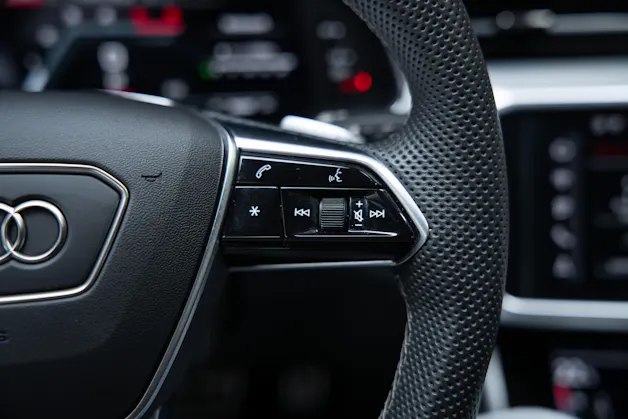 AUDI S6 3.0 V6 TDI quattro T-Tronic / Sportsitze / Rückfahrkamera / el.Heckklappe