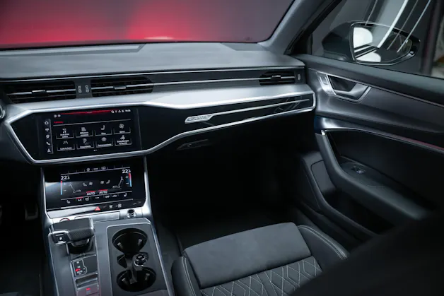 AUDI S6 3.0 V6 TDI quattro T-Tronic / Sportsitze / Rückfahrkamera / el.Heckklappe