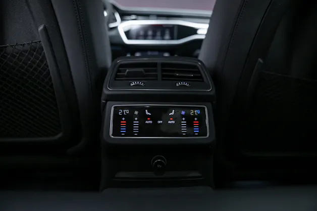 AUDI S6 3.0 V6 TDI quattro T-Tronic / Sportsitze / Rückfahrkamera / el.Heckklappe