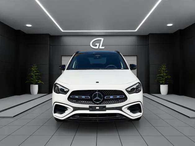 MERCEDES-BENZ GLA 200 Night Star 7G-DCT