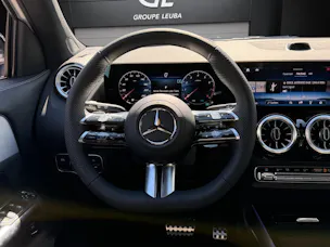 MERCEDES-BENZ GLA 200 Night Star 7G-DCT