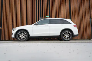 MERCEDES-BENZ GLC 300 d AMG LINE NIGHT 4MATIC 9G-TRONIC l 245 PS