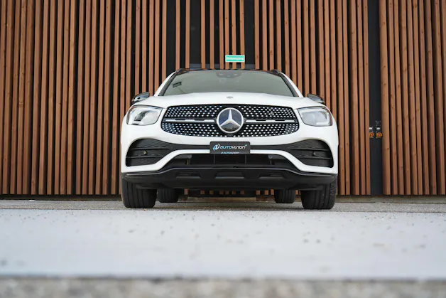 MERCEDES-BENZ GLC 300 d AMG LINE NIGHT 4MATIC 9G-TRONIC l 245 PS