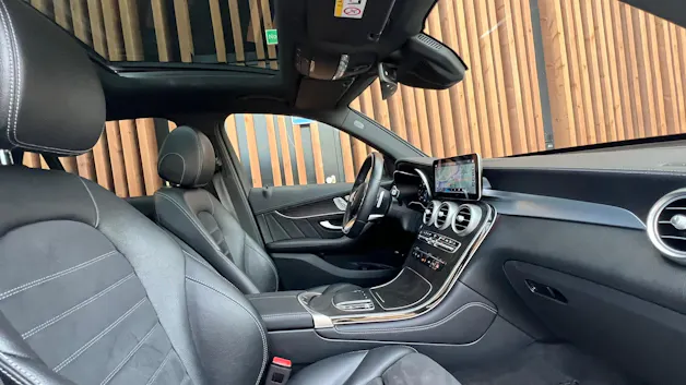MERCEDES-BENZ GLC 300 d AMG LINE NIGHT 4MATIC 9G-TRONIC l 245 PS