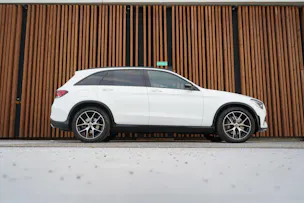 MERCEDES-BENZ GLC 300 d AMG LINE NIGHT 4MATIC 9G-TRONIC l 245 PS