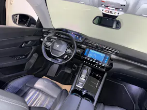 PEUGEOT 508 2.0 Blue HDI Allure EAT8