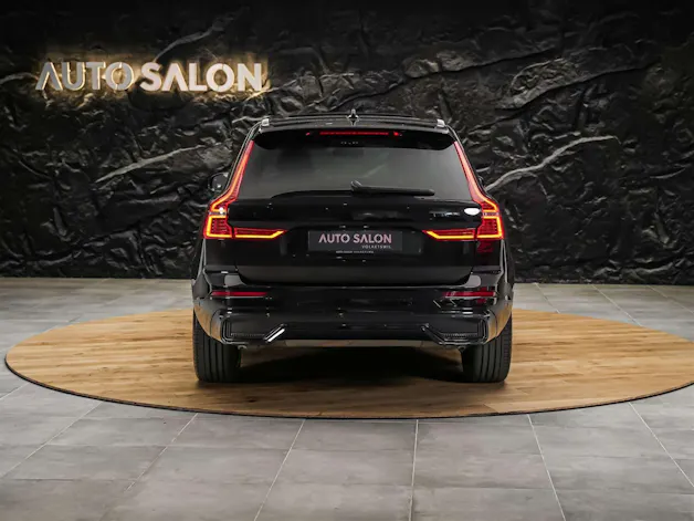 VOLVO XC60 B4 Benzin Mild Hybrid Core Geartronic *Panorama*Lenkradheizung*Harman/Kardon*