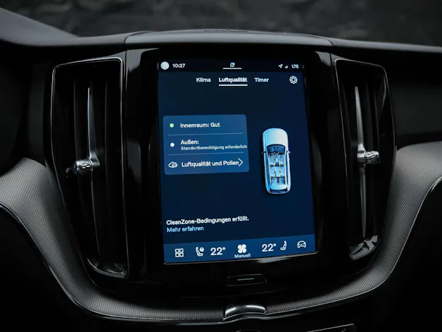 VOLVO XC60 B4 Benzin Mild Hybrid Core Geartronic *Panorama*Lenkradheizung*Harman/Kardon*