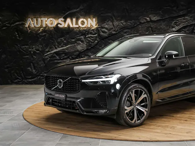 VOLVO XC60 B4 Benzin Mild Hybrid Core Geartronic *Panorama*Lenkradheizung*Harman/Kardon*