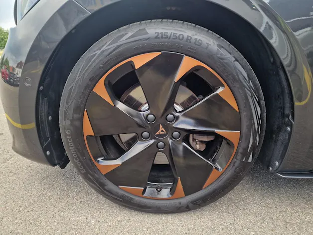 CUPRA Born 58 kWh
