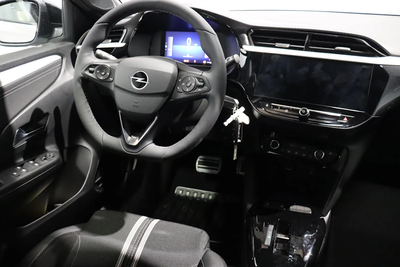 Fahrzeugbild OPEL CORSA