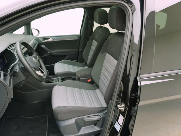 VW Touran 1.5 TSI DSG R-Line Black Style