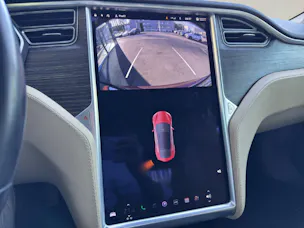Tesla Model S 90 D