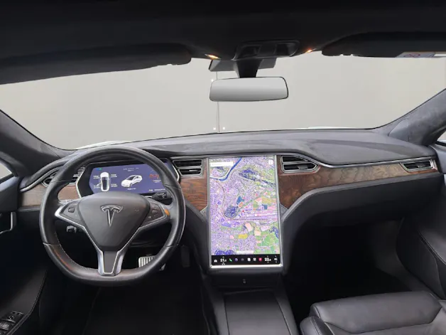 Tesla Model S 90 D