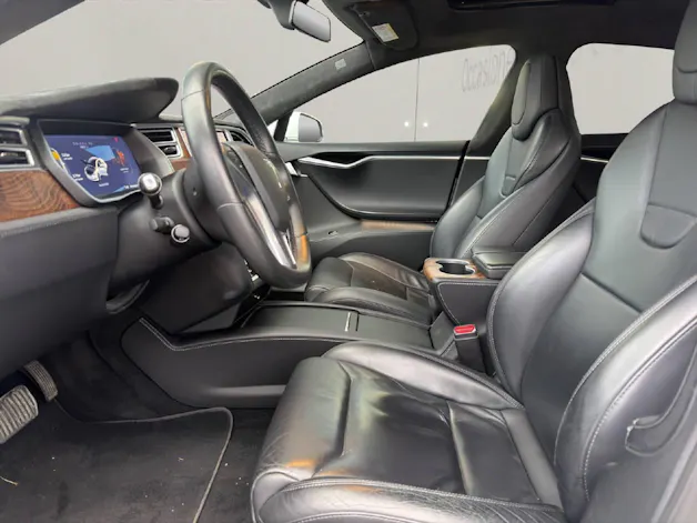 Tesla Model S 90 D